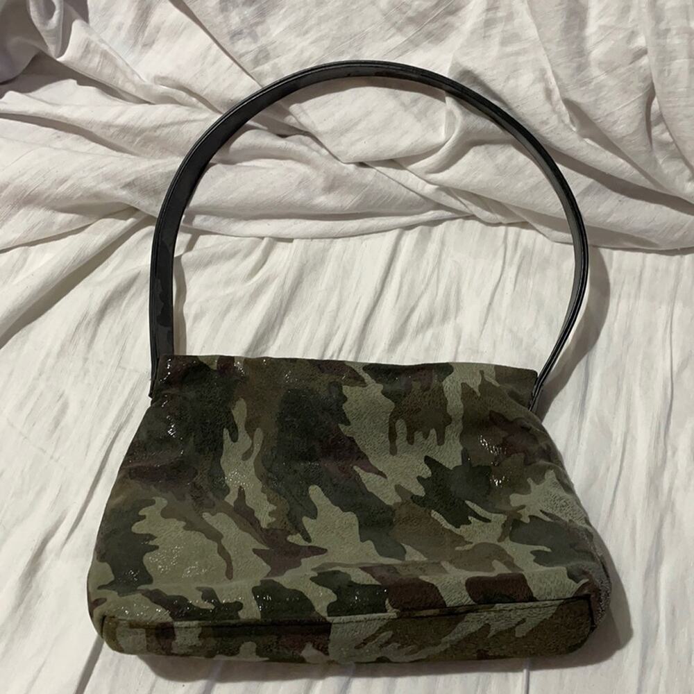 Sueded camo small shoulder bag with sheen green black print nwot